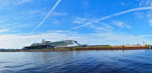 Панорама — достопримечательность 54-пушечный линейный корабль 4 ранга Полтава, Санкт‑Петербург