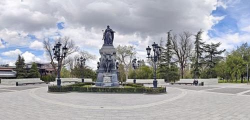 Panorama — genre sculpture Памятник российской императрице Екатерине II, Simferopol