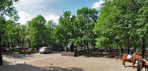 Панорама — памятник, мемориал Памятник И. А. Крылову, Москва