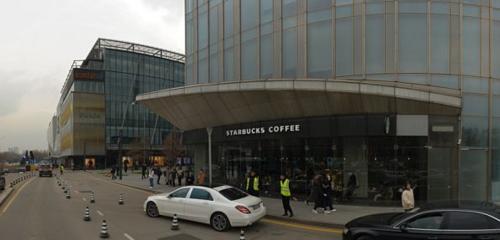 Панорама — кофехана Starbucks, Алматы